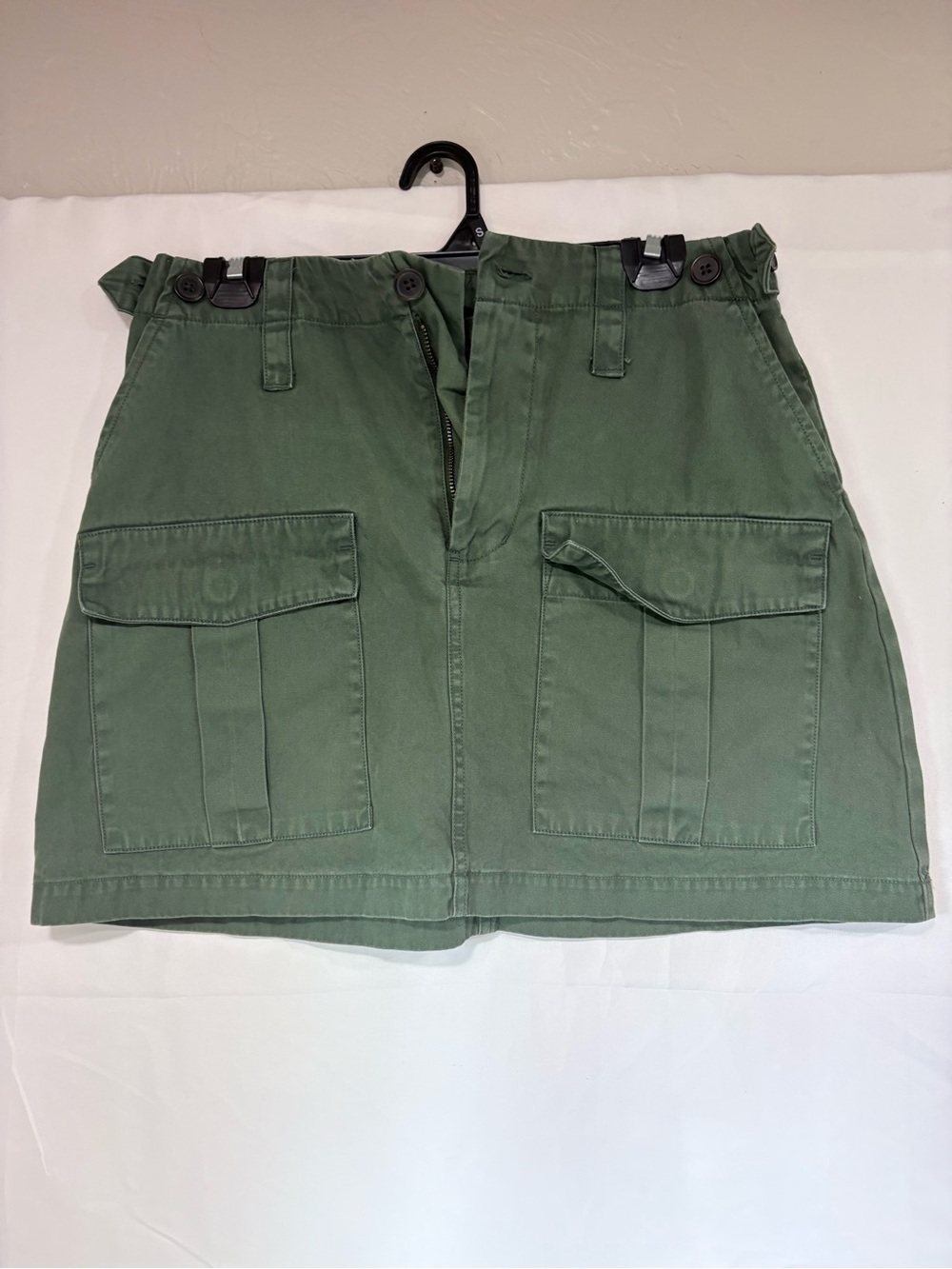Universal Thread Olive Green Utility Cargo Shorts